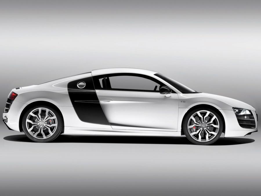  Audi R8 V10 2009 года  (EU) (фото 14 из 40)